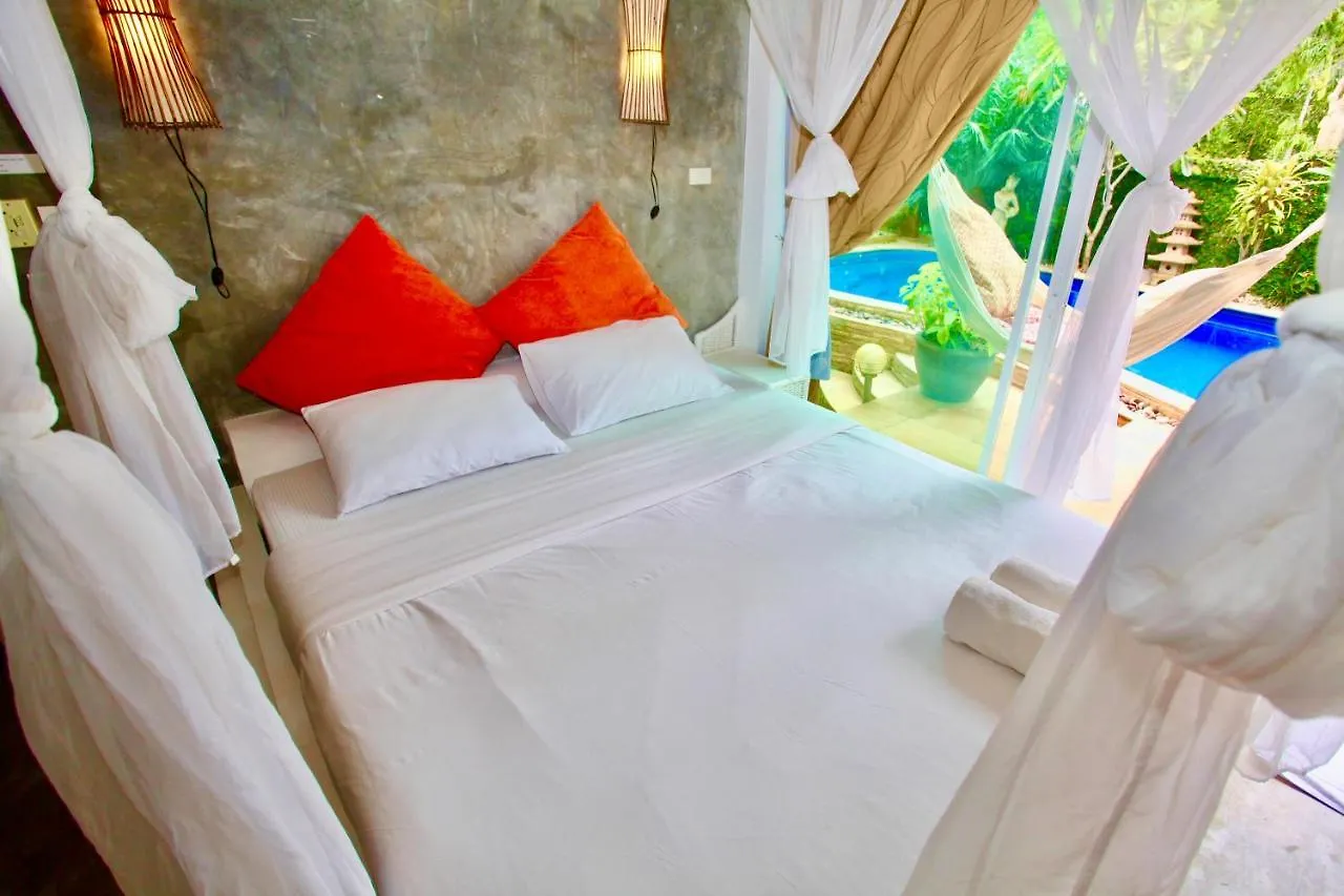 Sunshine Guesthouse And Diving School Phuket