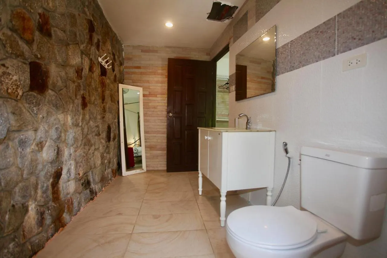 Sunshine Guesthouse And Diving School Пхукет Таиланд