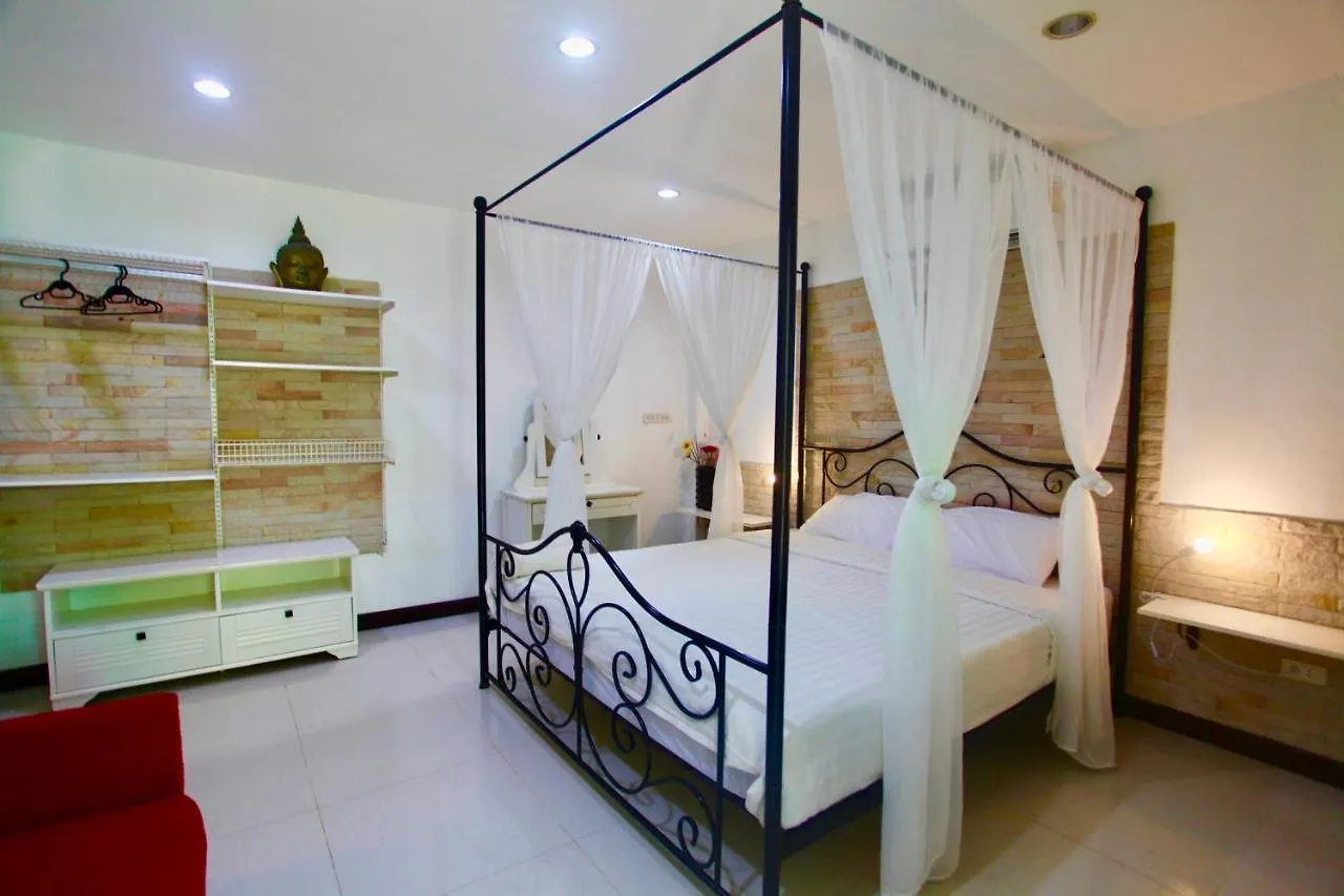 Гостевой дом Sunshine Guesthouse And Diving School Пхукет